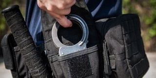 Két járőrpárral több a pécsi utcákon - szolgálatuk csaknem harmadában tényleg gyalog járnak Két járőrpárral több a pécsi utcákon - szolgálatuk csaknem harmadában tényleg gyalog járnak