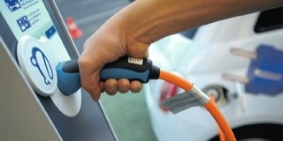 Pécsett is épül töltőállomás elektromos autóknak Pécsett is épül töltőállomás elektromos autóknak