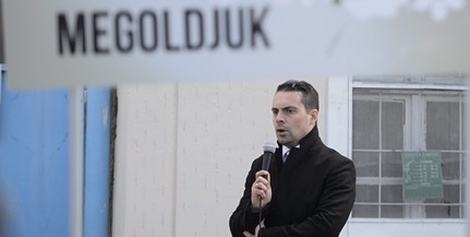 Vona szerint rágalmazó szórólapokat gyárt a Fidesz