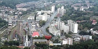Nagy a baj: lakásukat hátrahagyva menekülnek a komlóiak, lassan csődbe mehet a város Nagy a baj: lakásukat hátrahagyva menekülnek a komlóiak, lassan csődbe mehet a város