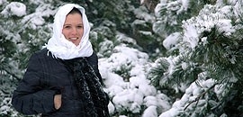 Tíz centi a hegyen: elő a szánkókkal!