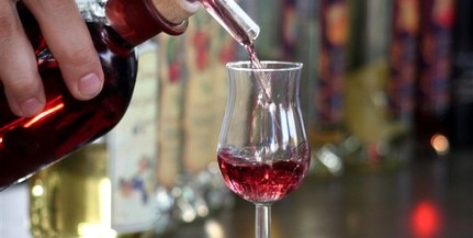 Hoppál: „Ha kell, törvényt alkotunk a pálinka védelmében” Hoppál: „Ha kell, törvényt alkotunk a pálinka védelmében”