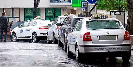 Egyre népszerűbbek az éjszakai járatok a városban, aminek a taxisok nem örülnek Egyre népszerűbbek az éjszakai járatok a városban, aminek a taxisok nem örülnek