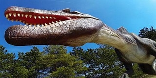 Megnyílt az ország első dinoszauruszparkja Zala megyében Megnyílt az ország első dinoszauruszparkja Zala megyében