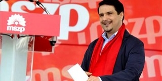Vona kövesse Áder János példáját – szólított fel az MSZP-elnök Vona kövesse Áder János példáját – szólított fel az MSZP-elnök