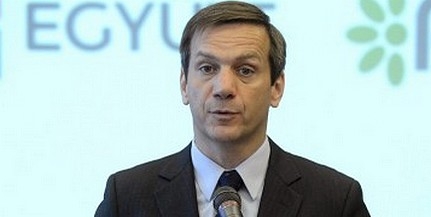 Bajnai Pécsett: ma két párt van, amelyik sokat árt az ország érdekének, az egyik a Fidesz Bajnai Pécsett: ma két párt van, amelyik sokat árt az ország érdekének, az egyik a Fidesz