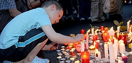 Gyertyák a babáért és mamájáért Gyertyák a babáért és mamájáért