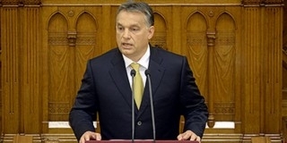 Két új minisztert és nyolc „régit” javasol a kormányba Orbán