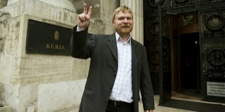 Devizahitelek: tisztességtelen az árfolyamrés alkalmazása