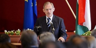 Pintér a rendőri életpályamodell bevezetésére fókuszál Pintér a rendőri életpályamodell bevezetésére fókuszál