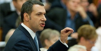 Lázár szerint új feladatokat látnak el a jövőben az önkormányzatok Lázár szerint új feladatokat látnak el a jövőben az önkormányzatok