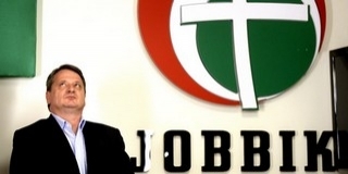 Az EP jogi bizottsága dönt a jobbikos Kovács mentelmi jogáról
