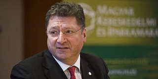 Az iparkamara elnöke nem akar bankkonszolidációt Az iparkamara elnöke nem akar bankkonszolidációt