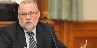 Lehet, hogy a szocialisták Gulyás Emilt indítják és nem Kovács Ágnest? Lehet, hogy a szocialisták Gulyás Emilt indítják és nem Kovács Ágnest?