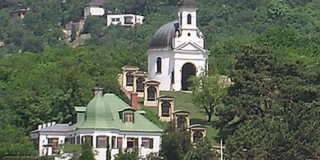 Rabok teszik rendbe a pécsi Kálvária-dombot Rabok teszik rendbe a pécsi Kálvária-dombot