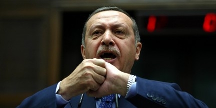 Izrael barbárabb Hitlernél - véli a török kormányfő