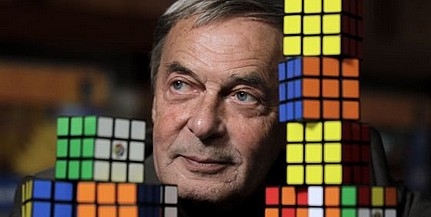 Kertész Imre és Rubik Ernő kapja idén a Szent István Rendet Kertész Imre és Rubik Ernő kapja idén a Szent István Rendet