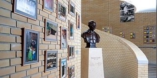 A szociális államtitkár nyitotta meg a tanévet a Gandhiban A szociális államtitkár nyitotta meg a tanévet a Gandhiban