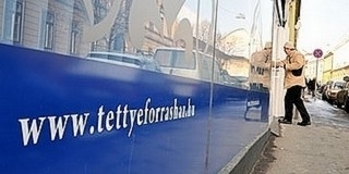 Újabb utcákban cserélik a régi vízcsöveket a tettyések