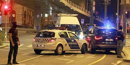 Rendőröket fogott el a TEK Budapesten Rendőröket fogott el a TEK Budapesten