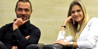 Weisz Fanni először Pécsre kalauzolja a közmédia nézőit egy országjáró sorozatban Weisz Fanni először Pécsre kalauzolja a közmédia nézőit egy országjáró sorozatban