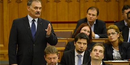 Gyanúsítottként hallgatták ki az MSZP-s országgyűlési képviselőt Gyanúsítottként hallgatták ki az MSZP-s országgyűlési képviselőt