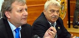 Hiller: célegyenesben a program