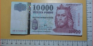 Pénzt hamisítottak a karácsonyi ünnepekre, 8 évet is kaphatnak Pénzt hamisítottak a karácsonyi ünnepekre, 8 évet is kaphatnak