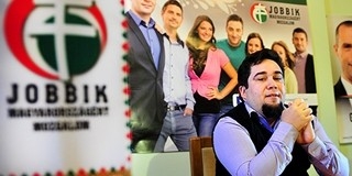 Nem dobta a Jobbik a parlamentből kieső Németh Zsoltot, külügyi vonalon dolgozik Nem dobta a Jobbik a parlamentből kieső Németh Zsoltot, külügyi vonalon dolgozik