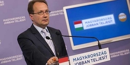 Hoppál: stratégiai cél a kulturális alapellátás fejlesztése Hoppál: stratégiai cél a kulturális alapellátás fejlesztése