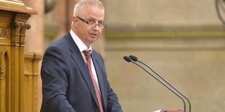 Kedden döntenek a forintosításról és a fair bankokról Kedden döntenek a forintosításról és a fair bankokról