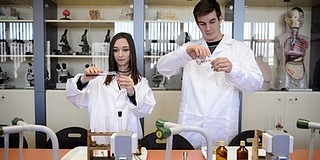 Új egyetemi szintű labort hoztak létre a pécsi gimiben