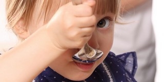 Harminc rászoruló család kap élelmiszercsomagot