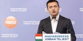 Meglepődött Rogán a miniszterelnök-csere tervén Meglepődött Rogán a miniszterelnök-csere tervén