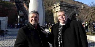Az olajbotrány kirobbantóját indítják Schmuckék Veszprémben Az olajbotrány kirobbantóját indítják Schmuckék Veszprémben