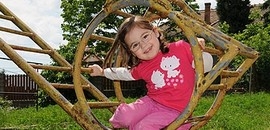 Élhető város: bontják a játszótereket