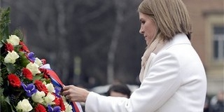 Hende Csaba bemutatkozó látogatáson fogadta Colleen Bellt Hende Csaba bemutatkozó látogatáson fogadta Colleen Bellt