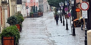 Akár jól is járhatnak a belvárosi üzletek az új vasárnapi nyitva tartási szabályokkal Akár jól is járhatnak a belvárosi üzletek az új vasárnapi nyitva tartási szabályokkal