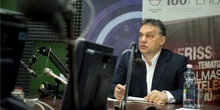 Orbán szerint az illegális határátlépőket őrizetbe kell venni Orbán szerint az illegális határátlépőket őrizetbe kell venni