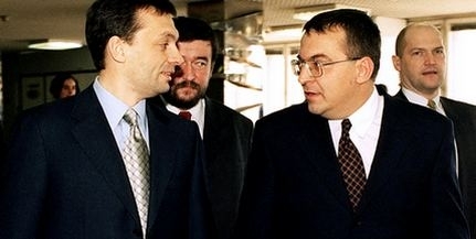 Simicska kiszállt a HírTV-ből, a Nemzetnél is átrendeződés van Simicska kiszállt a HírTV-ből, a Nemzetnél is átrendeződés van