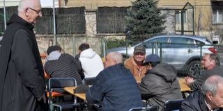 A kórházban várakozókat is ebédre hívták a pécsi irgalmasok A kórházban várakozókat is ebédre hívták a pécsi irgalmasok