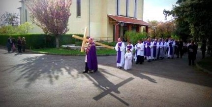 A megyésapüspökkel járhatják végig a keresztutat a pécsi hívek A megyésapüspökkel járhatják végig a keresztutat a pécsi hívek