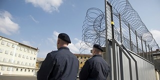 A börtön növelné a közbiztonságot Komlón, véli Korinek László jogászprofesszor A börtön növelné a közbiztonságot Komlón, véli Korinek László jogászprofesszor