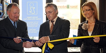 Középpontban az EU-pont Középpontban az EU-pont