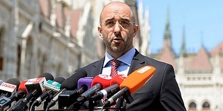 Már készülnek a bevándorlásról szóló konzultáció kérdőívei Már készülnek a bevándorlásról szóló konzultáció kérdőívei
