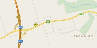 Árokba csúszott egy autó Szajk és Lánycsók között