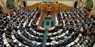Az idei büdzsé módosítását készíti elő a parlament
