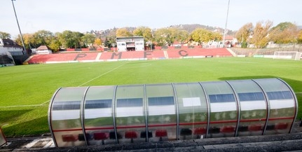 Ha nincs foci, pénz se lesz: máris lefelezte a kormány a pécsi stadionfejlesztési keretet Ha nincs foci, pénz se lesz: máris lefelezte a kormány a pécsi stadionfejlesztési keretet