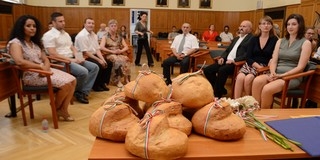 A nemzeti összetartozás napján kilenc határon túli magyar vehette át a magyar állampolgárságot