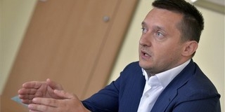 Rogán: nekünk is le kell zárni a déli határt